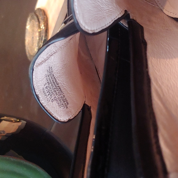 COPY - Shoe - Picture 4 of 6